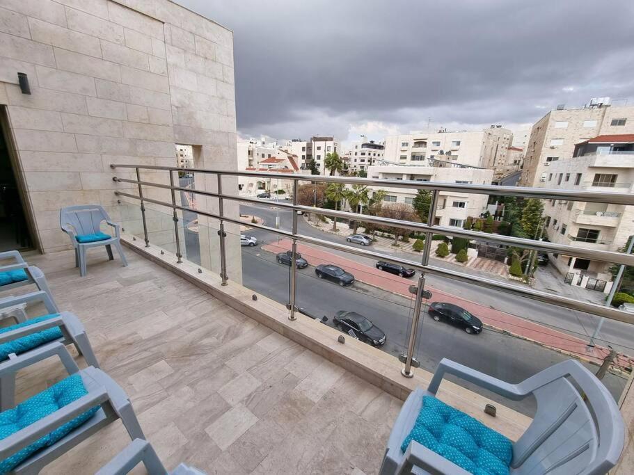 Deir Ghbar 3 Rooms Apart Amman Exterior photo